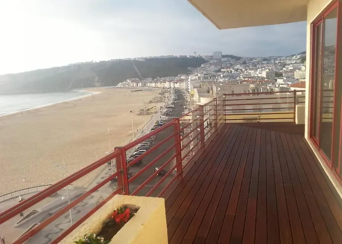2 Bed Flat - Sleeps 4 - Parking - Wifi * Nazare